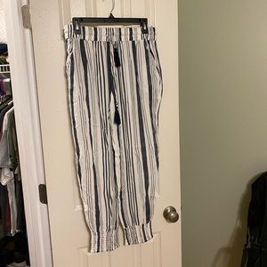 Super cute beach pants